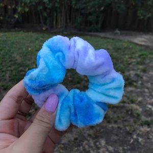 🐬 Handmade Pastel Tie Dye Scrunchie 🐬